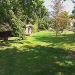 לינה וארוחת בוקר Logis Du Parc Saint-Fulgent