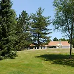 Logis Du Parc לינה וארוחת בוקר