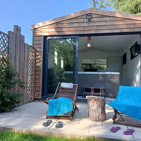 Logis Du Parc 3*