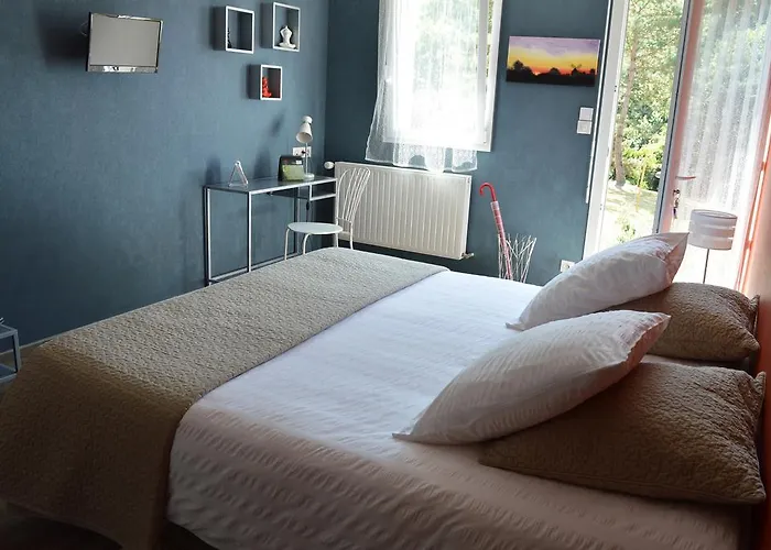 Oda ve Kahvaltı Logis Du Parc 3*